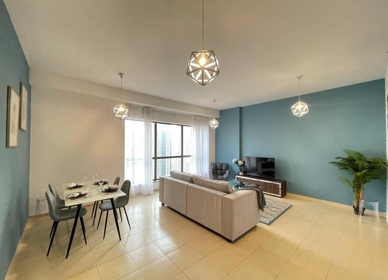 Luxury Jbr Apartments , Beach , Pool , Parking Dubai Exterior photo