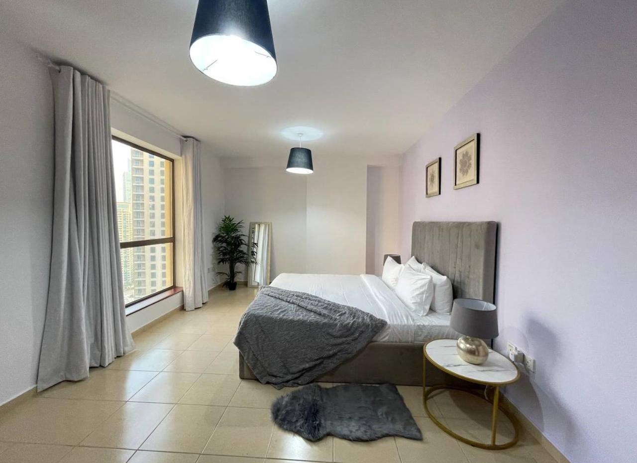 Luxury Jbr Apartments , Beach , Pool , Parking Dubai Exterior photo