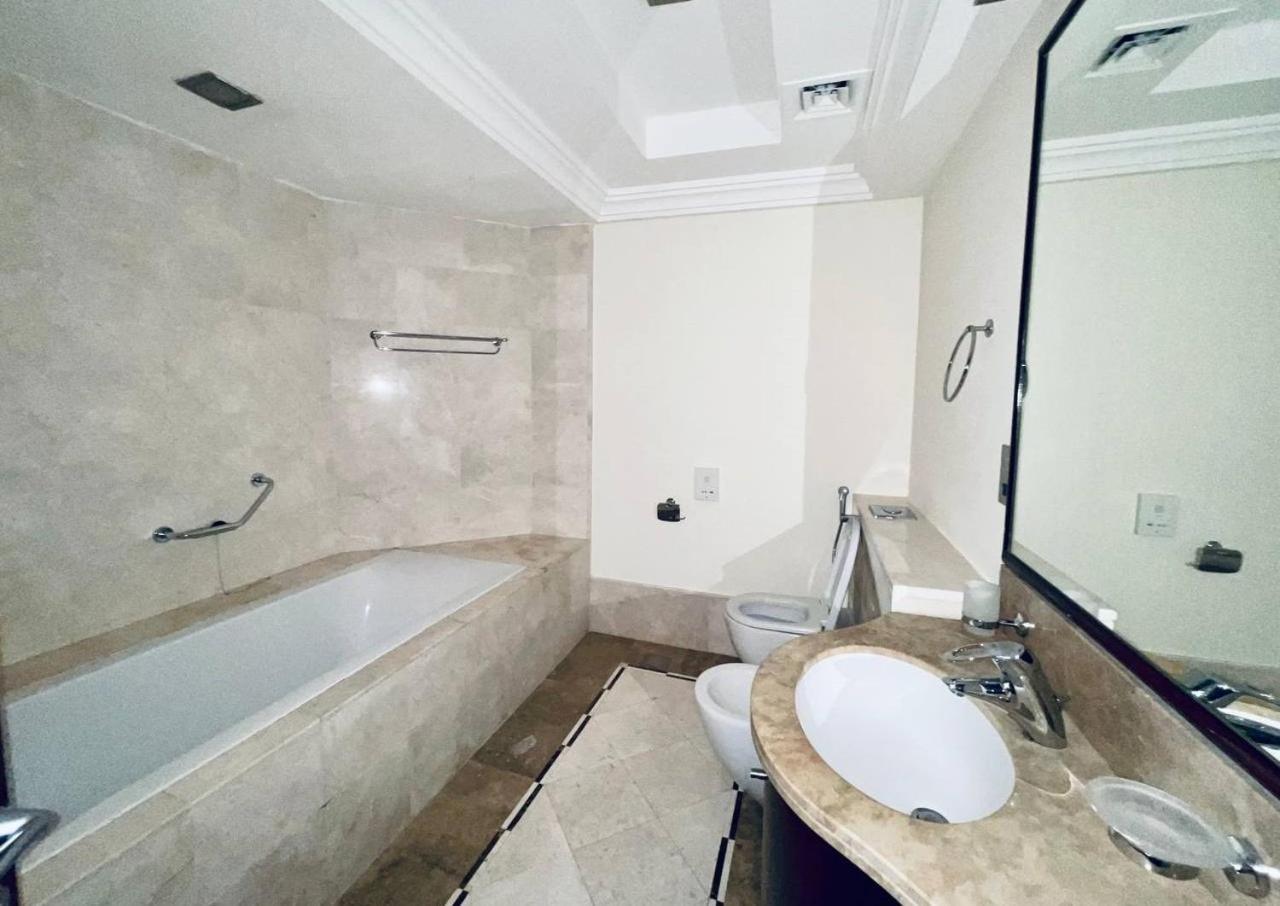 Luxury Jbr Apartments , Beach , Pool , Parking Dubai Exterior photo